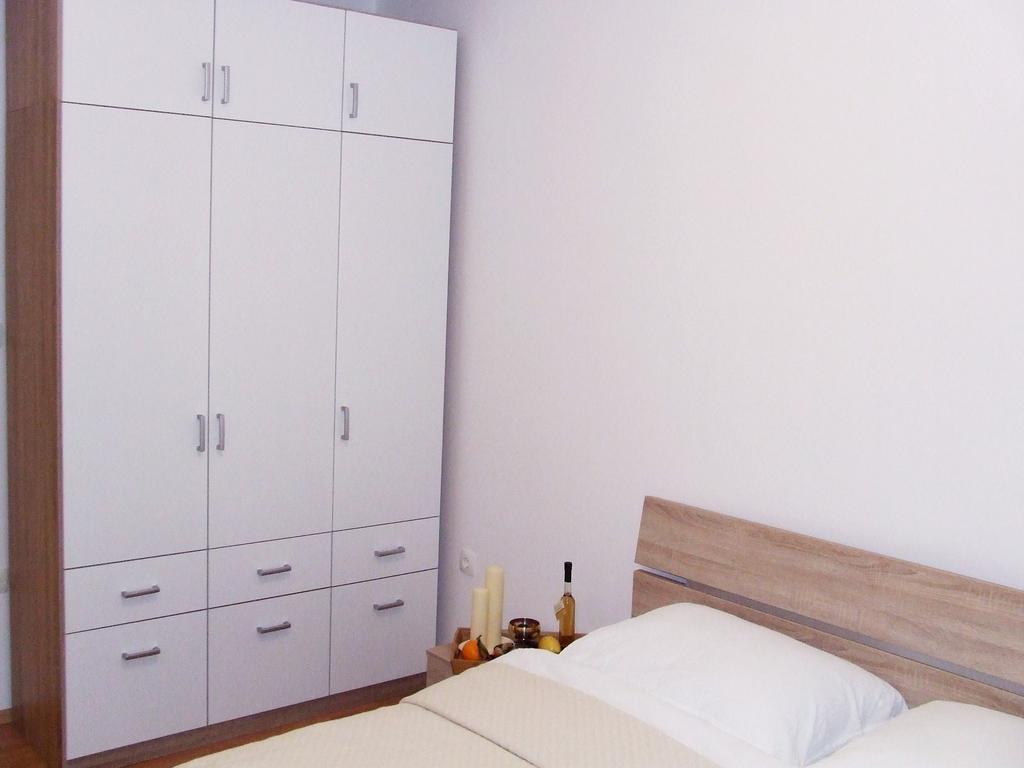 Ida Apartments Supetar Chambre photo